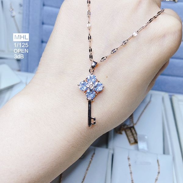 crystal key diamond titanium steel necklace 18k rose gold wrapped copper colorless clavicle chain, Silver
crystal key diamond titanium steel necklace 18k rose gold wrapped copper colorless clavicle chain, Silver