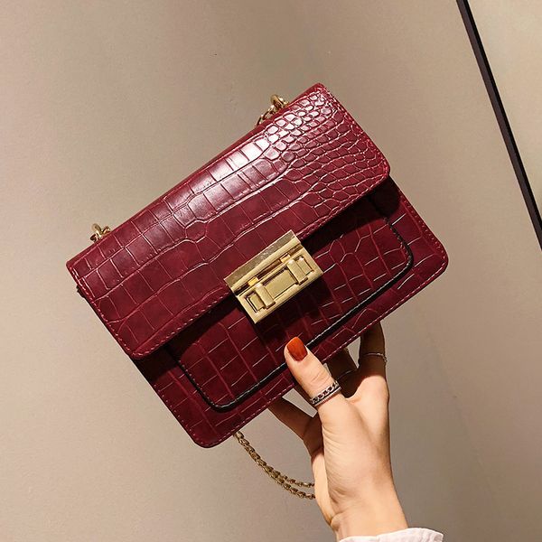 hbp non-brand women's bag new fashion style crocodile pattern small square bag korean solid color trend one shoulder messenger bag spor
hbp non-brand women's bag new fashion style crocodile pattern small square bag korean solid color trend one shoulder messenger bag spor
