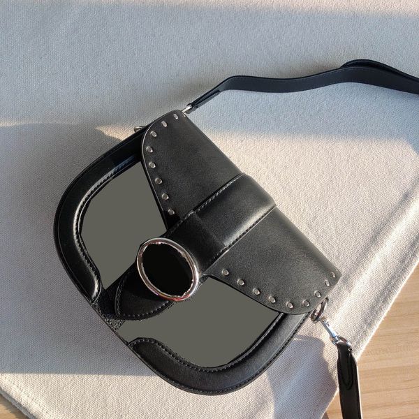 designers saddle bags shoulder hobo rivet bag luxurys women handbag leather box packing
designers saddle bags shoulder hobo rivet bag luxurys women handbag leather box packing