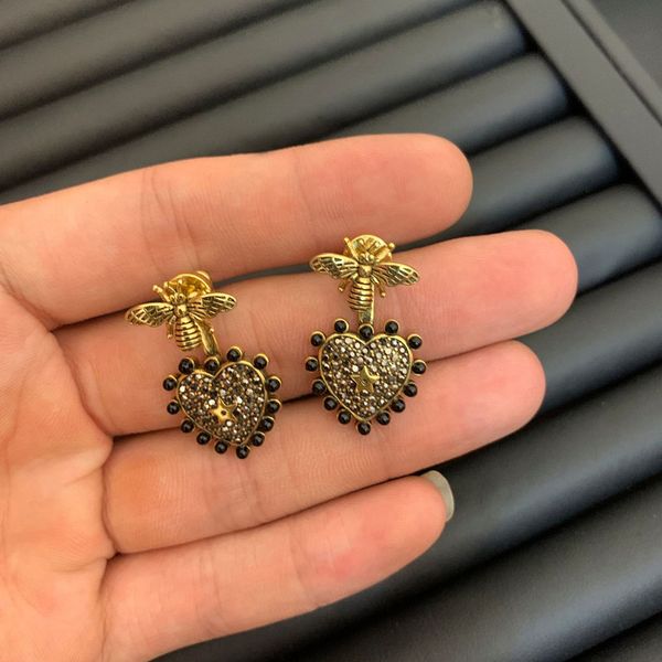 stud fashion design d letter earrings suitable for women's lbee black crystal luxury jewelry, Golden;silver
stud fashion design d letter earrings suitable for women's lbee black crystal luxury jewelry, Golden;silver