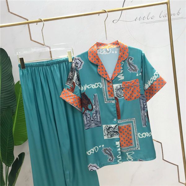 hip indoor outdoor casual women sleepwear hop personality charm lady pajamas set retro printed female silk nightclothes, Black;white
hip indoor outdoor casual women sleepwear hop personality charm lady pajamas set retro printed female silk nightclothes, Black;white