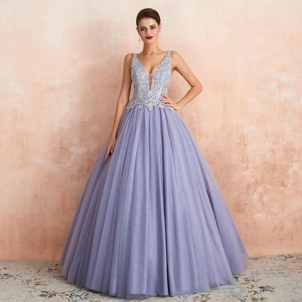 plunging v-neck prom dresses ball gown lavender tulle lace appliques crystal sleeveless formal occasion gowns1, White;black
plunging v-neck prom dresses ball gown lavender tulle lace appliques crystal sleeveless formal occasion gowns1, White;black