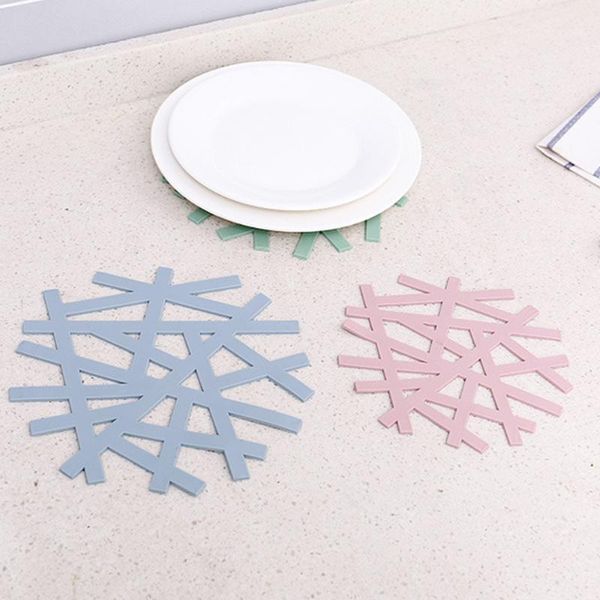 mats & pads home kitchen table accessories snowflake shape heat-resistant placemat hollow casserole pad anti- cup mat decorative cushion1
mats & pads home kitchen table accessories snowflake shape heat-resistant placemat hollow casserole pad anti- cup mat decorative cushion1