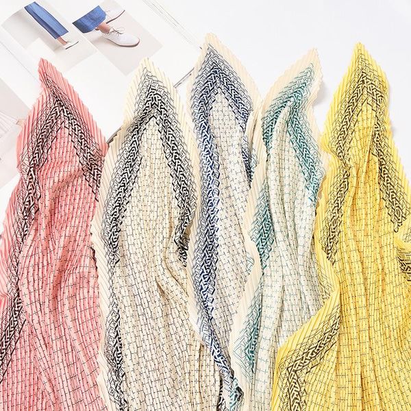 50cm exquisite retro fashion flower dot print crumpled square scarf women neck decoration headband bandanas scarves, Blue;gray
50cm exquisite retro fashion flower dot print crumpled square scarf women neck decoration headband bandanas scarves, Blue;gray
