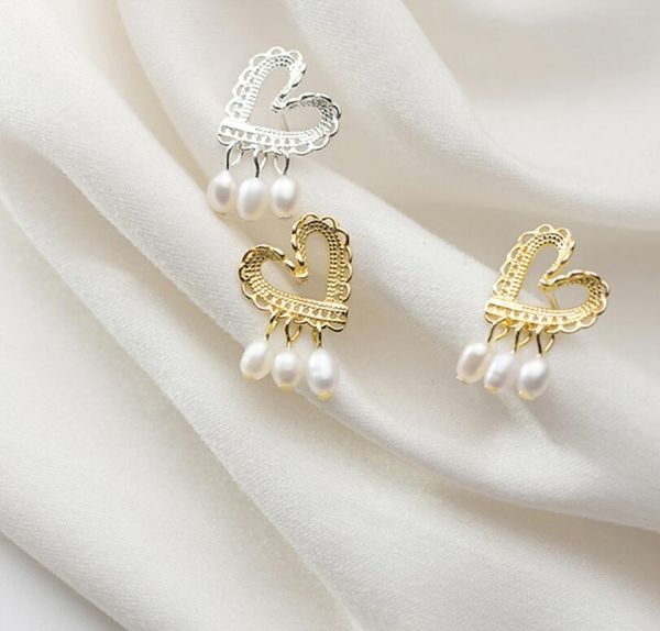 2020 new s925 silver sweet lace design love earrings korean simple girl heart lovely pearl earrings 284, Golden;silver
2020 new s925 silver sweet lace design love earrings korean simple girl heart lovely pearl earrings 284, Golden;silver