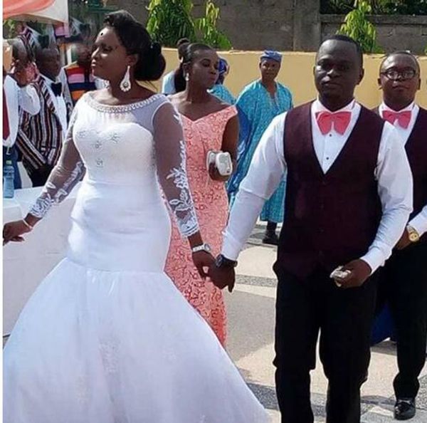 gorgeous african scoop neck mermaid wedding dresses pearls beading long sleeve ivory tulle bridal gowns sweeptrain plus size bride wedding d, White
gorgeous african scoop neck mermaid wedding dresses pearls beading long sleeve ivory tulle bridal gowns sweeptrain plus size bride wedding d, White