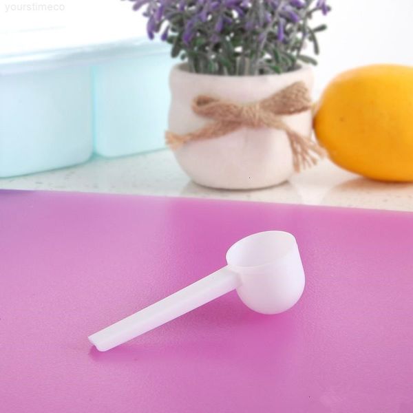plastic powder spoons 5 durable gram washing measuring scoops anti wear medicine spoon factory direct sale
plastic powder spoons 5 durable gram washing measuring scoops anti wear medicine spoon factory direct sale