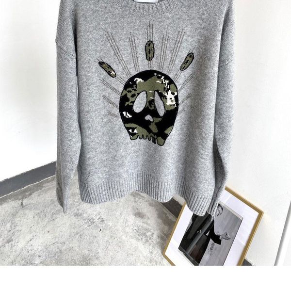 women grey sweater fall/winter 2020 fashion casual loose knitted skull diamond cashmere pullover whte sweater, White;black
women grey sweater fall/winter 2020 fashion casual loose knitted skull diamond cashmere pullover whte sweater, White;black
