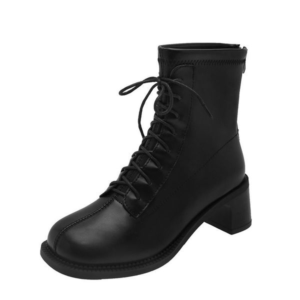 2021 the new quality black leather ankle boots for women fashion square toe high heels woman waterproof shoes u57e
2021 the new quality black leather ankle boots for women fashion square toe high heels woman waterproof shoes u57e