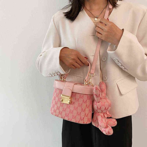shopping bags panelled canvas handbag women's designer tote bucket fashion brand shoulder lady summer new crossbody 220301
shopping bags panelled canvas handbag women's designer tote bucket fashion brand shoulder lady summer new crossbody 220301