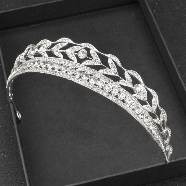 korean gold silver color rhinestone wedding crown bride headdress fashion handmade ladies accessories dress bridal headdress
korean gold silver color rhinestone wedding crown bride headdress fashion handmade ladies accessories dress bridal headdress