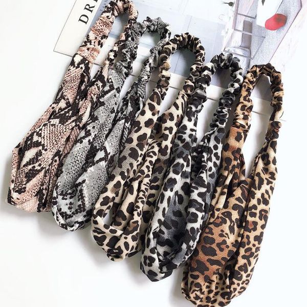 2021 wholesale fashion leopard print hair band new styles women cross elastic hairbands lady leopard print hairhoop hair accessories, Black;brown
2021 wholesale fashion leopard print hair band new styles women cross elastic hairbands lady leopard print hairhoop hair accessories, Black;brown