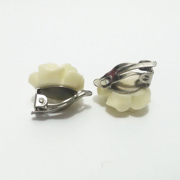 rose red clip on earrings bijoux no need ear pierced non piercing base fcabochon cameo bazel flat back flower rose acrylic beads
rose red clip on earrings bijoux no need ear pierced non piercing base fcabochon cameo bazel flat back flower rose acrylic beads
