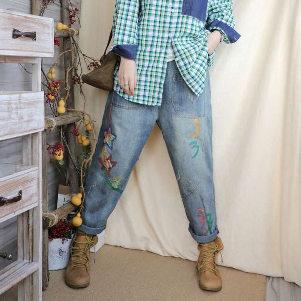 autumn 2020 new style of literature and art versatile personality five pointed star sticker spray painted large jeans lady, Blue
autumn 2020 new style of literature and art versatile personality five pointed star sticker spray painted large jeans lady, Blue