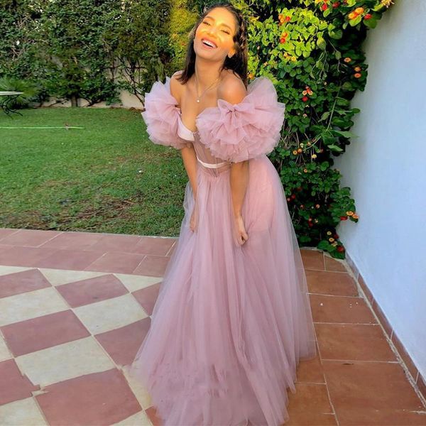 new off the shoulder pink tulle prom dresses vestidos sheer bodice formal party gowns woman evening dress cascading ruffles p102, Black
new off the shoulder pink tulle prom dresses vestidos sheer bodice formal party gowns woman evening dress cascading ruffles p102, Black