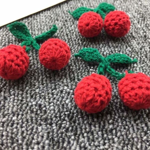 keychain 4pcs/set wool pendant cherry green leaf earrings diy material, Silver
keychain 4pcs/set wool pendant cherry green leaf earrings diy material, Silver