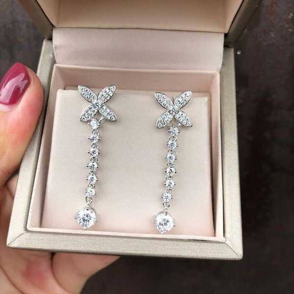 dangle & chandelier korean personality simple female s925 silver needle flower earrings micro-inlaid zircon drop jewelry brincos
dangle & chandelier korean personality simple female s925 silver needle flower earrings micro-inlaid zircon drop jewelry brincos