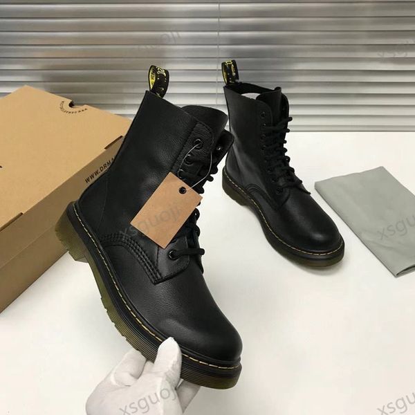 women's boots winter snow boots shoes luxurys design triple black white red green blue men women's boot sneakers shoes eur35-40
women's boots winter snow boots shoes luxurys design triple black white red green blue men women's boot sneakers shoes eur35-40