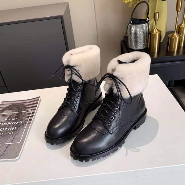 designer womens boots luxury black wool leather lace-up round head flat heel with box size 35-39
designer womens boots luxury black wool leather lace-up round head flat heel with box size 35-39