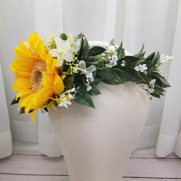exaggerated big sun flowers crown festival headband women hair accessories headdress floral garlands wedding flower qyllif
exaggerated big sun flowers crown festival headband women hair accessories headdress floral garlands wedding flower qyllif
