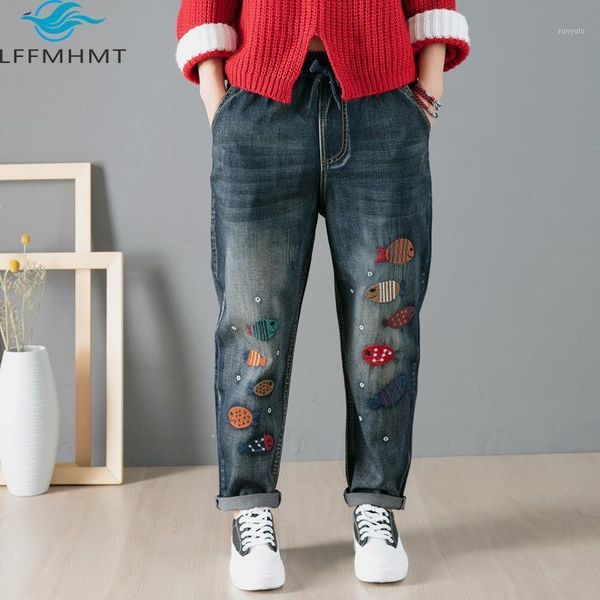 spring autumn new fashion vintage cartoon fish embroidery denim elastic waist women harem jeans office lady large size blue pant1
spring autumn new fashion vintage cartoon fish embroidery denim elastic waist women harem jeans office lady large size blue pant1