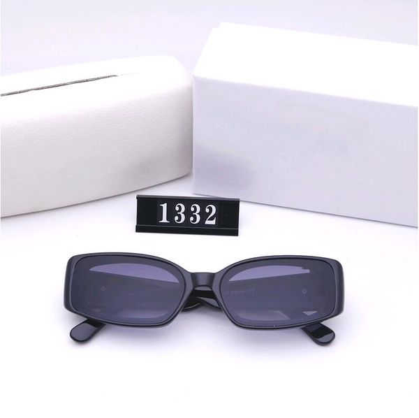 2021polarized lens pilot fashion sunglasses for men women design vintage sun glasses with case and box, White;black
2021polarized lens pilot fashion sunglasses for men women design vintage sun glasses with case and box, White;black