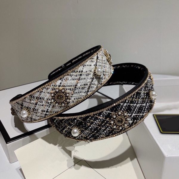 2021 new fashionable retro hairband super versatile high-end atmosphere, temperament ladies must have hairband
2021 new fashionable retro hairband super versatile high-end atmosphere, temperament ladies must have hairband