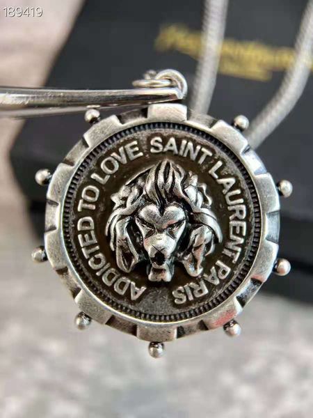 21new fashionable new pendant necklace sweater chain upscale popular logo necklace, Silver
21new fashionable new pendant necklace sweater chain upscale popular logo necklace, Silver