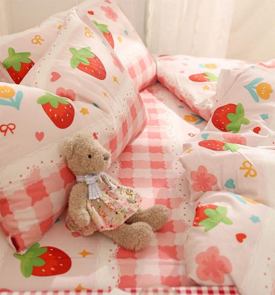 cute sweet red pink strawberry bedding set teen child kid,cotton twin full home textile bed sheet pillow case duvet cover
cute sweet red pink strawberry bedding set teen child kid,cotton twin full home textile bed sheet pillow case duvet cover
