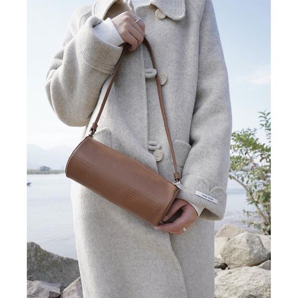 cross body retro cylinder underarm bag women 2021 autumn trendy pillow shoulder bags fashion zebra daily lady hand bolsa de hombro
cross body retro cylinder underarm bag women 2021 autumn trendy pillow shoulder bags fashion zebra daily lady hand bolsa de hombro