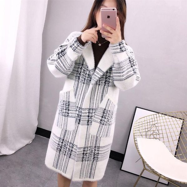 autumn winter woolen coats and jackets female imitation mink velvet overcoat casual plaid women's woolen coat, Black
autumn winter woolen coats and jackets female imitation mink velvet overcoat casual plaid women's woolen coat, Black