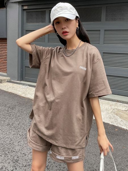 dazy letter graphic drop shoulder split hem tee & drawstring shorts x8ws#, White
dazy letter graphic drop shoulder split hem tee & drawstring shorts x8ws#, White