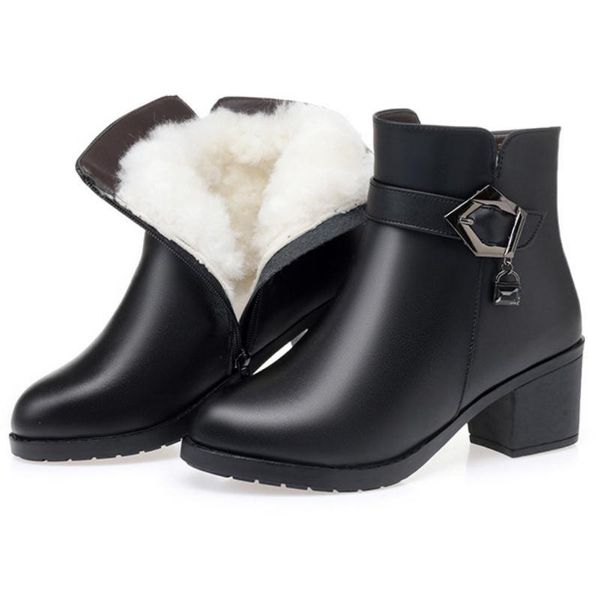 boots women's warm wool leather trendy winter snow classic high heel round toe zipper women ankle large size 42 43, Black
boots women's warm wool leather trendy winter snow classic high heel round toe zipper women ankle large size 42 43, Black