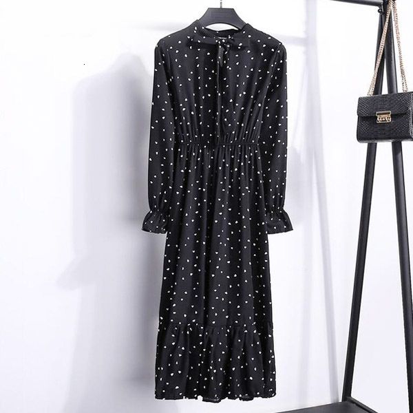 2021 new women casual autumn lady office style vintage floral printed chiffon shirt long sleeve bow midi summer vestido j4qe, Black;gray
2021 new women casual autumn lady office style vintage floral printed chiffon shirt long sleeve bow midi summer vestido j4qe, Black;gray