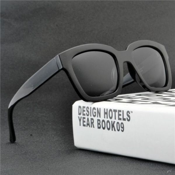 sunglasses mincl 2021 retro square women brand designer oversized sun glasses fashion female gradient shades uv400 nx, White;black
sunglasses mincl 2021 retro square women brand designer oversized sun glasses fashion female gradient shades uv400 nx, White;black