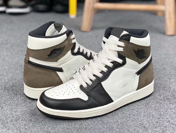 2021 authentic 1 high og dark mocha sail black men women dress shoes sports sneakers with original box
2021 authentic 1 high og dark mocha sail black men women dress shoes sports sneakers with original box