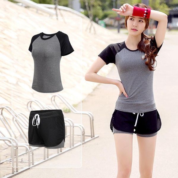 summer gym clothes sports two-piece suit female slimming dry running yoga short sleeve gauze mock two-piece shorts1, White;black
summer gym clothes sports two-piece suit female slimming dry running yoga short sleeve gauze mock two-piece shorts1, White;black