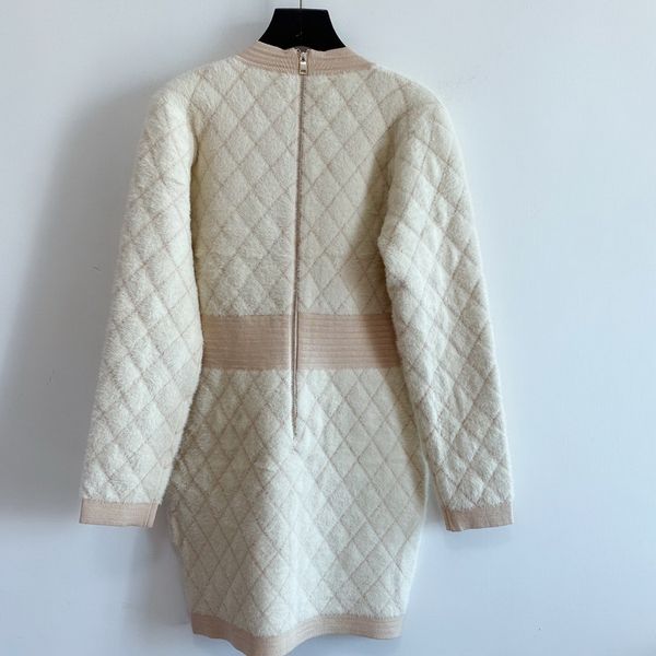 women long sweater winter maxi sweater cowl neck knitwear wool blended with high elastic casual outfit blouse dress winter outfit, White;black
women long sweater winter maxi sweater cowl neck knitwear wool blended with high elastic casual outfit blouse dress winter outfit, White;black