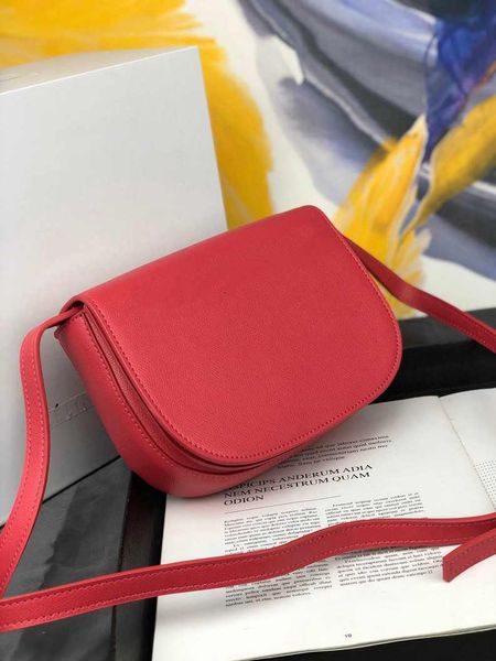 2021 new designer messenger bag belt messenger bag classic style camera tassel portable ladies shoulder bag