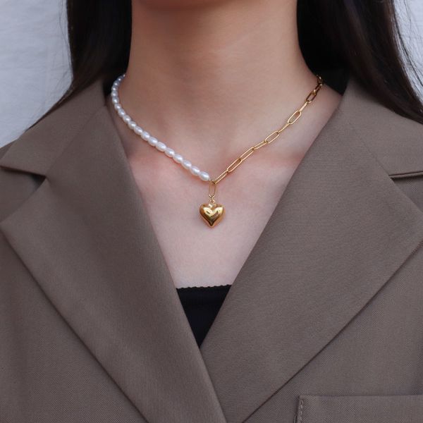 peach heart half splicing rice freshwater pearl necklace clavicle chain female titanium steel plated with 18k real gold p691, Silver
peach heart half splicing rice freshwater pearl necklace clavicle chain female titanium steel plated with 18k real gold p691, Silver