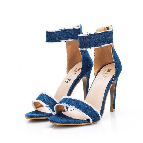 2021 summer new sandals women's high heel stiletto waterproof platform word buckle with open toe denim shoes1, Black
2021 summer new sandals women's high heel stiletto waterproof platform word buckle with open toe denim shoes1, Black