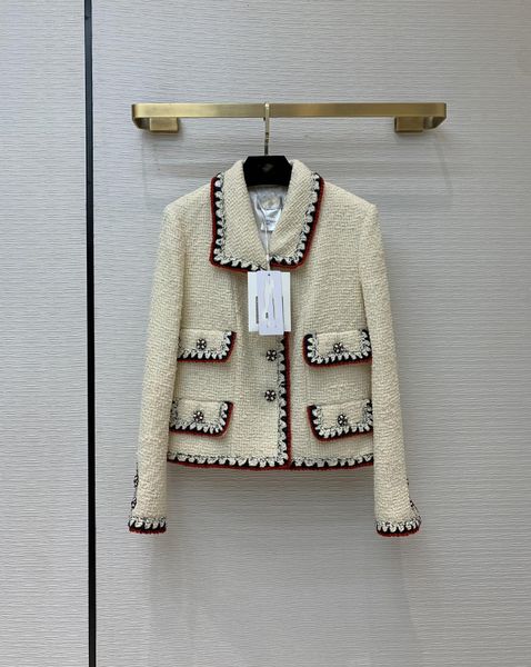 2021 milan runway coats lapel neck long sleeve panelled brand same style trench coats women designer coats 1228-6, Tan;black
2021 milan runway coats lapel neck long sleeve panelled brand same style trench coats women designer coats 1228-6, Tan;black