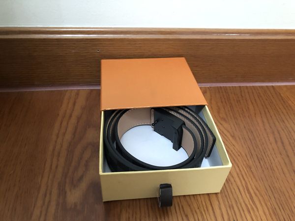 2021 men belt designer women belts luxury belts men big buckle belt fashion mens leather belts with box, Black;brown
2021 men belt designer women belts luxury belts men big buckle belt fashion mens leather belts with box, Black;brown