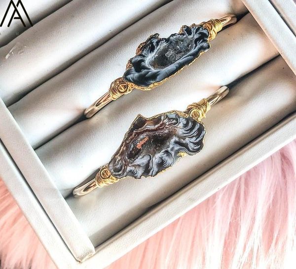 natural druzy geode open bangle women slab drusy agates beads wire wrapped gold silver cuff bangles bracelets jewelry bg003amba1, Golden;silver
natural druzy geode open bangle women slab drusy agates beads wire wrapped gold silver cuff bangles bracelets jewelry bg003amba1, Golden;silver
