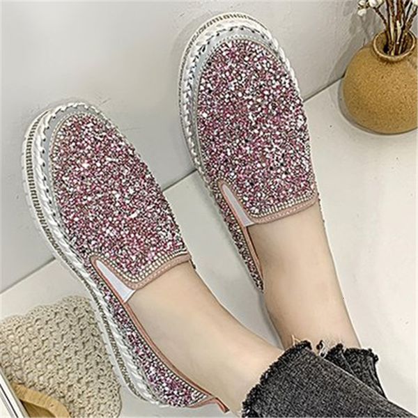 2021 new casual sports fashionable women's breathable strass increasing size shoes 35-43 315p, Black;white
2021 new casual sports fashionable women's breathable strass increasing size shoes 35-43 315p, Black;white
