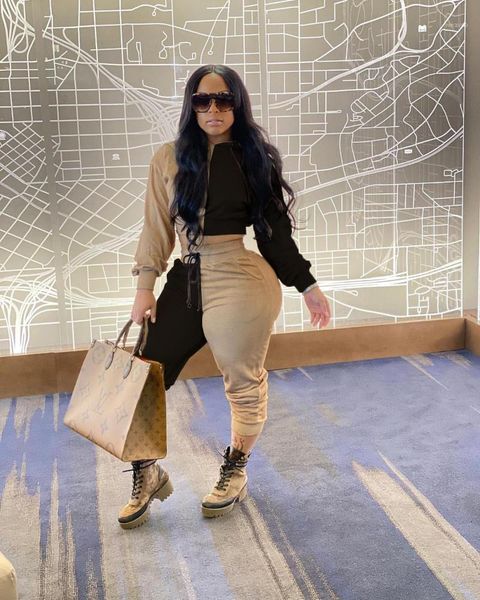 women casual contrast color patchwork hoodies long sleeve crop and pants 2 piece sets lq-6021, Gray
women casual contrast color patchwork hoodies long sleeve crop and pants 2 piece sets lq-6021, Gray