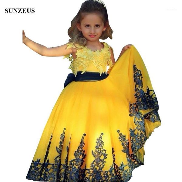 beautiful bright yellow flower girl dresses with dark navy appliques lace children party gowns saudi arabic design kids dress1, Red;yellow
beautiful bright yellow flower girl dresses with dark navy appliques lace children party gowns saudi arabic design kids dress1, Red;yellow