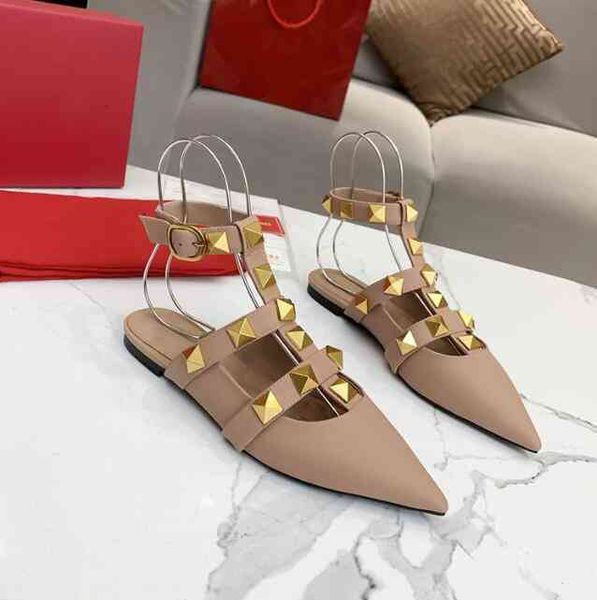 vg gold rivet sandals luxury designers women slippers flat heel sliders calfskin all-match stylist shoes 6.5cm high heels with box, Black
vg gold rivet sandals luxury designers women slippers flat heel sliders calfskin all-match stylist shoes 6.5cm high heels with box, Black