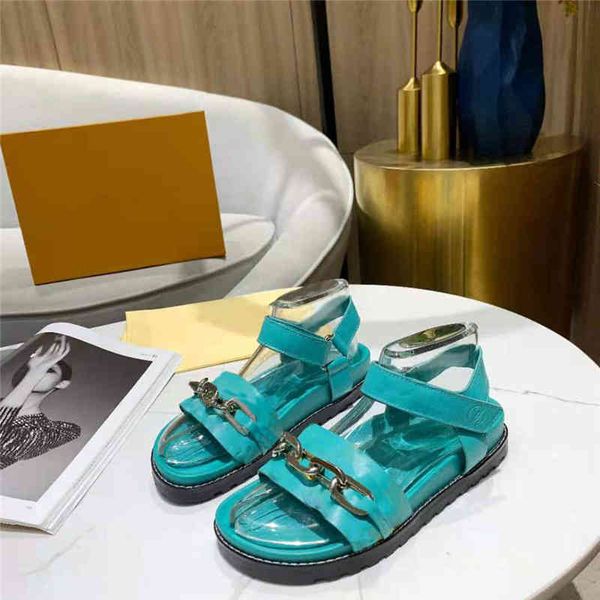 gold chain designer sandals leather slippers hollow out platform slides fashion embossed lamb rubber slipper summer flat sandal with box, Black
gold chain designer sandals leather slippers hollow out platform slides fashion embossed lamb rubber slipper summer flat sandal with box, Black