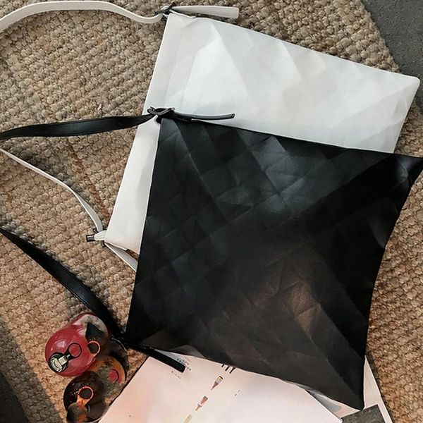 women's pu leather pleated pin simple bag trendy wild tote bag large capacity shoulder
women's pu leather pleated pin simple bag trendy wild tote bag large capacity shoulder